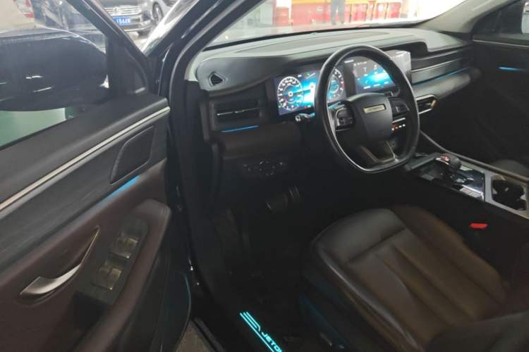 Used JETOUR X90 PLUS 2024 1.6TD DCT Villa PRO 7-Seater

