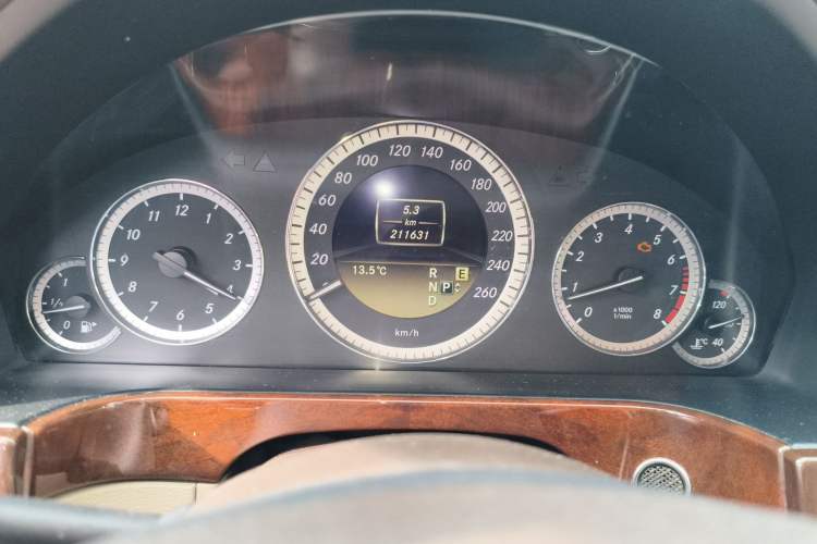 Used Mercedes-Benz E-Class 2012 E 200 L CGI Elegant Model