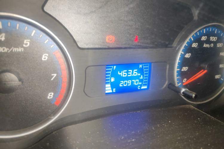 Used CHANGAN KAICHENG Shenqi F30 2018 1.5L Comfort Trim Short Wheelbase DAM15L Odometer Close Up