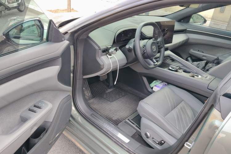 Used Zeekr 001 2024 YOU Edition 100 kWh All-Wheel Drive
