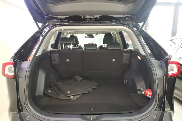 Used Toyota Wildlander 2022 2.0L CVT Two-Wheel Drive Luxury Edition
