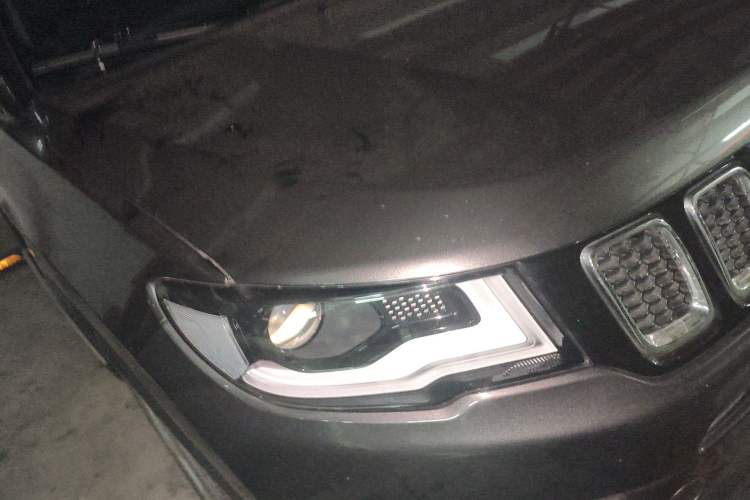 Used Jeep Compass 2017 200T Automatic Enjoyment Version Right Front Headlight