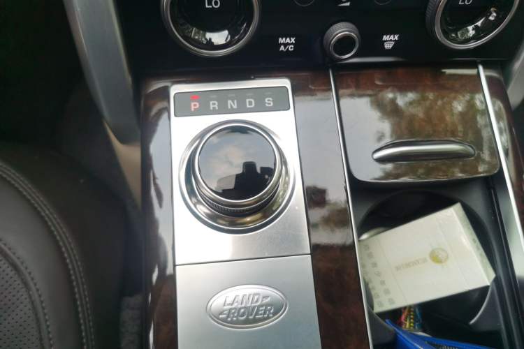 Used Land Rover Range 2021 3.0 L6 Century Extended Classic Edition