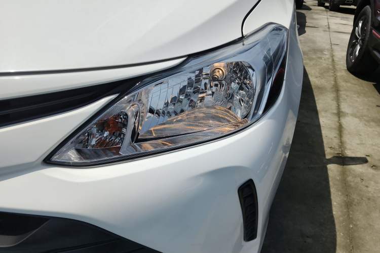 Used Toyota Vios 2019 1.5L CVT Smart Drive Edition Left Front Headlight