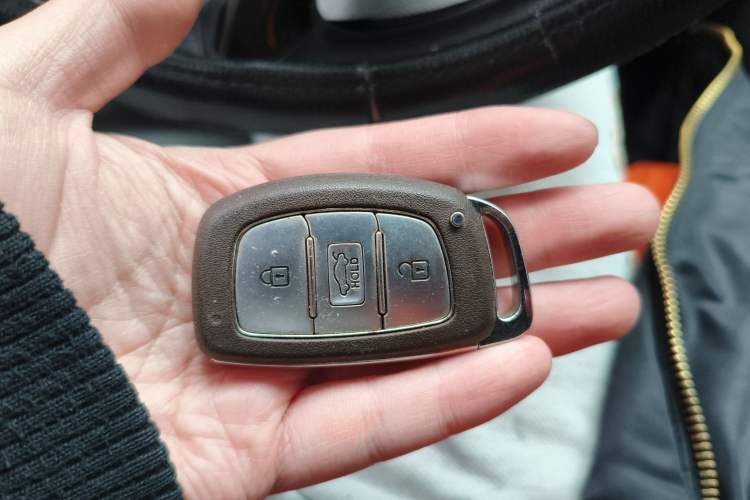 Used Hyundai Elantra (5th Generation / Langdong) 2015 1.6L Automatic Leading Model