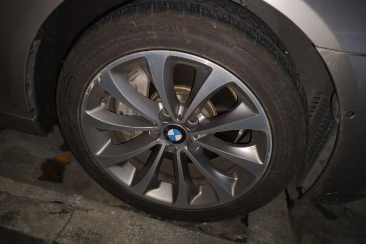 Used BMW 5 Series 2017 528Li Leading Model