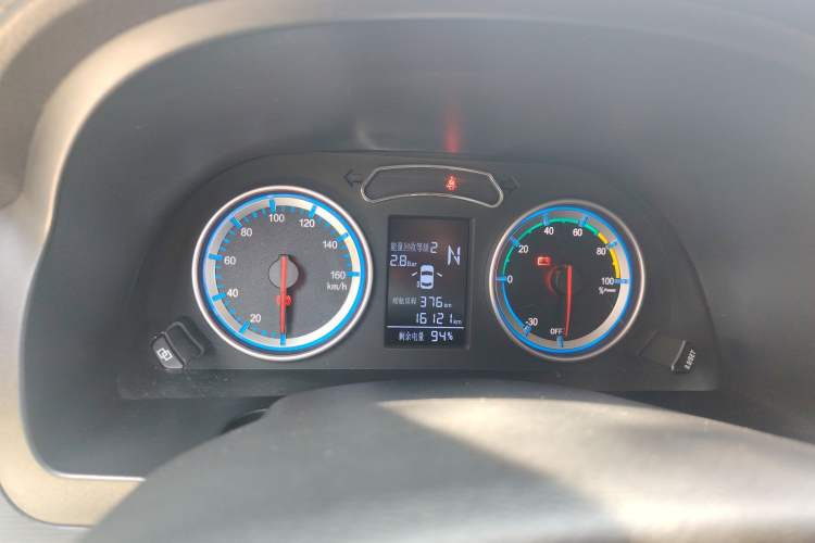 Used FORTHING Lingzhi M5 2022 Passenger Version Luxury Model 7 Seats Instrument Cluster