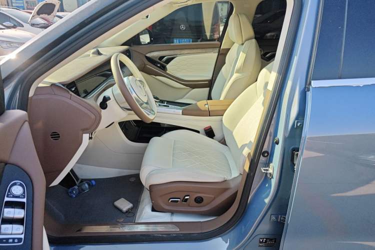 Used VOYAH FREE 2021 Four-Wheel Drive Standard Range-Extended Exclusive Luxury Package