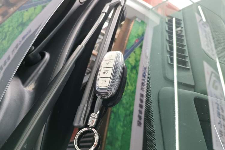 Used Denza N8 2023 Four-Wheel Drive Ultra-Hybrid Flagship Six-Seater Version