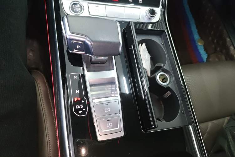 Used Audi A8 2022 A8L 50 TFSI quattro Comfort Edition Collector's Model
