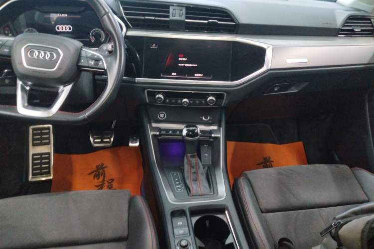 Used Audi Q3 2022 40 TFSI RS Package Performance Model
