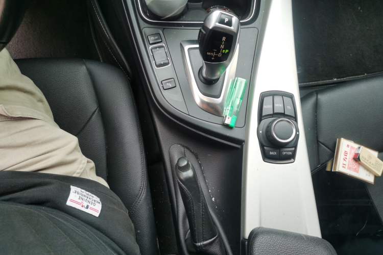 Used BMW 3 Series 2015 316Li Fashion Model
