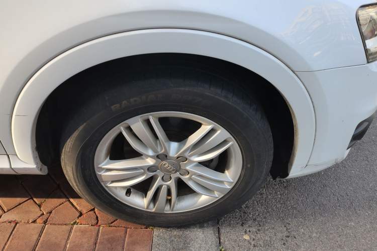 Used Audi Q3 2015 30 TFSI Comfort Model