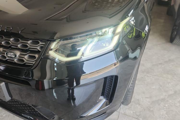 Used Land Rover Discovery Sport 2020 249 PS R-Dynamic Performance Edition Left Front Headlight