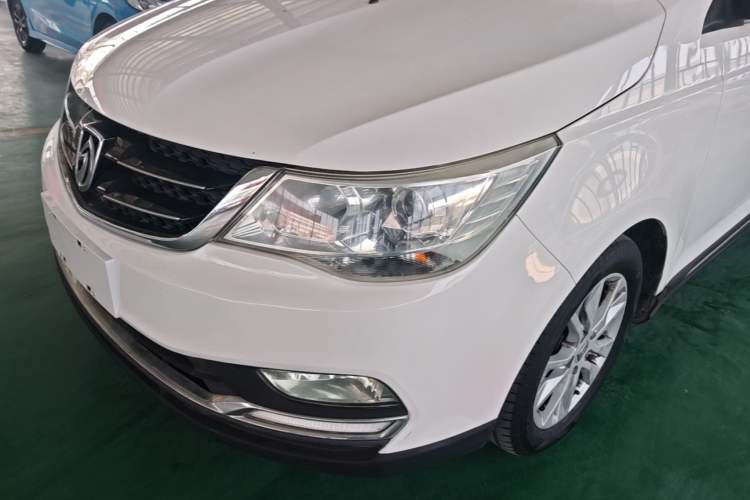 Used Baojun 730 2016 1.5L Manual Comfort Version 7 Seats China V Emission Standard Left Front Headlight