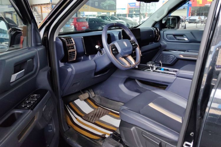 Used JMC DaDao 2023 Chasing Light 2.3T Diesel Automatic 4x4 Standard-Wheel Enjoyment Model
