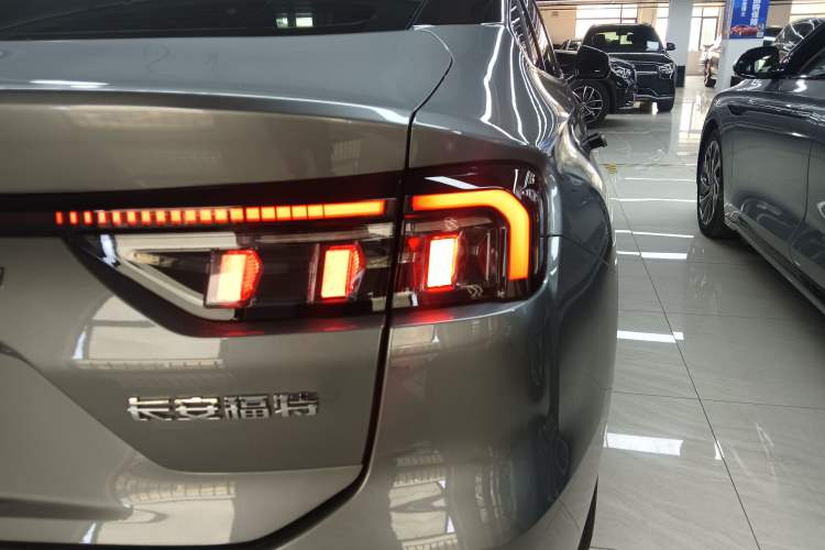 Used Ford Mondeo 2022 Facelifted EcoBoost 245 Ultimate Edition
