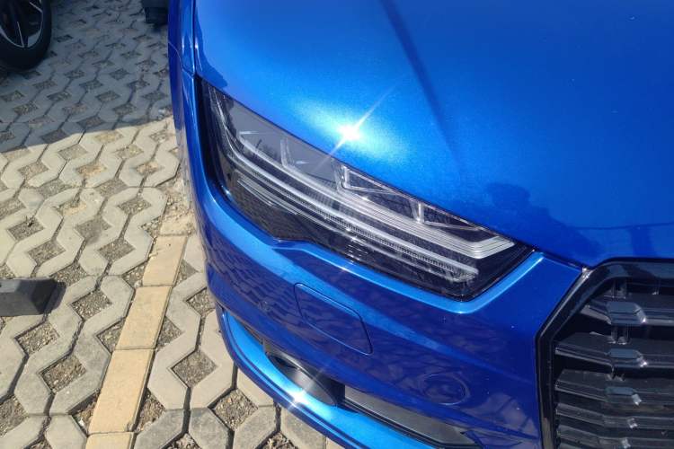 Used Audi A7 2017 40 TFSI Ambition Edition Right Front Headlight