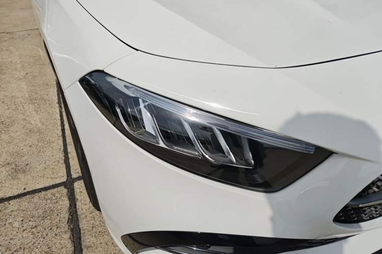 Used Mercedes-Benz A-Class 2023 A 200 L Fashion Model Right Front Headlight