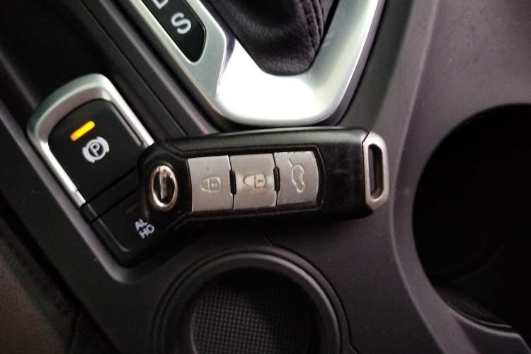 Used GAC Trumpchi GS4 2017 235T G-DCT Two-Wheel Drive Luxury Edition Interior 1