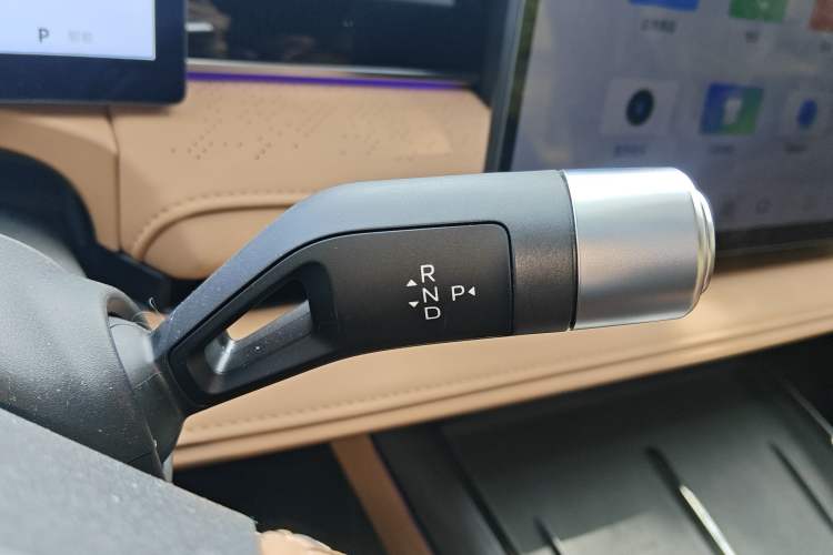 Used Geely Galaxy Galaxy 8 2025 130km EM-i Flagship Edition