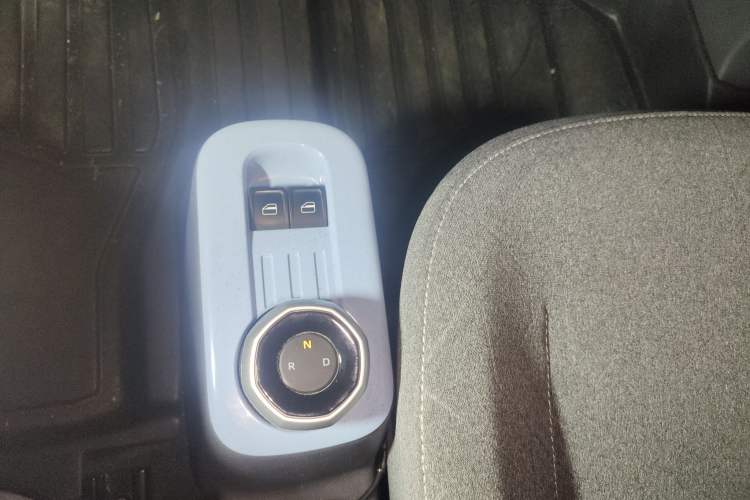 Used Geely Galaxy Panda 2024 Panda Mini 200km Endurance Bear