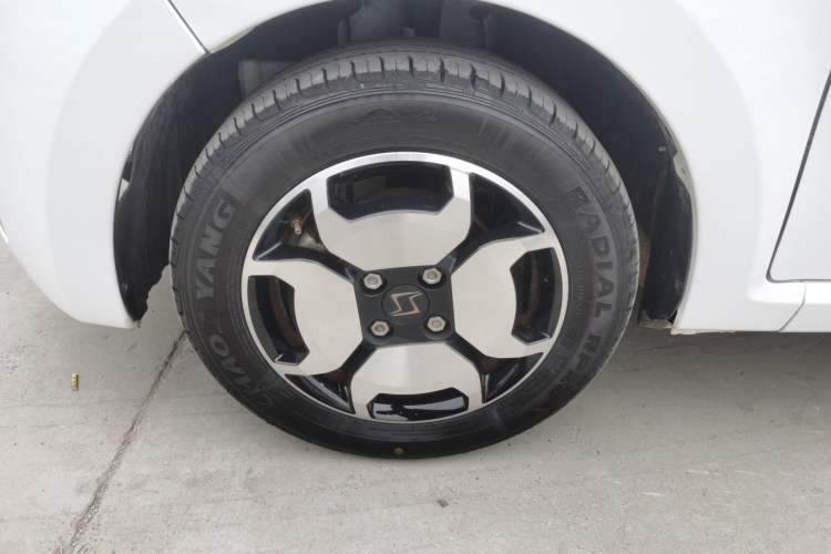 Used SOL E10X 2023 301 km Four-Leaf Clover 36 kW