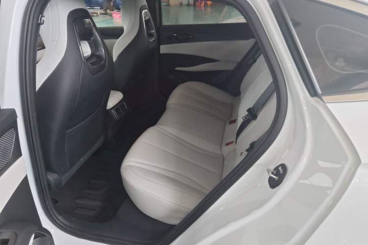 Used BYD Seal 06 New Energy 2024 DM-i 80KM Prestige Model
