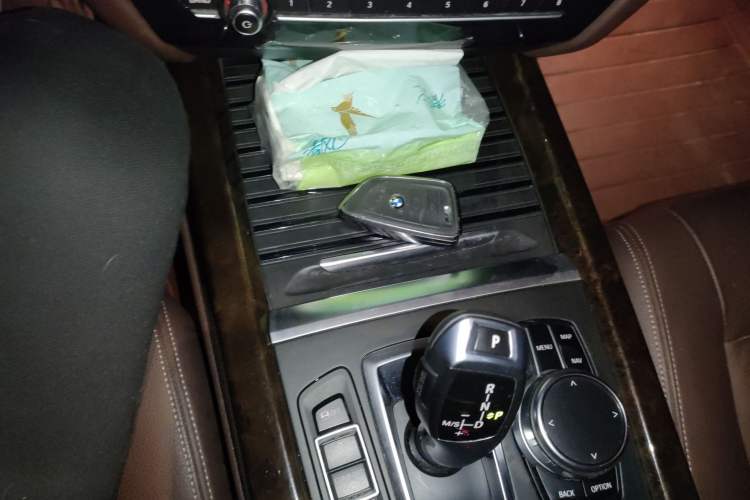 Used BMW X5 2017 xDrive28i
