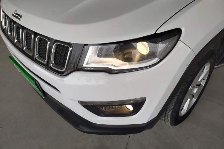 Used Jeep Compass 2017 200T Automatic Family Enjoyment Four-Wheel Drive Edition