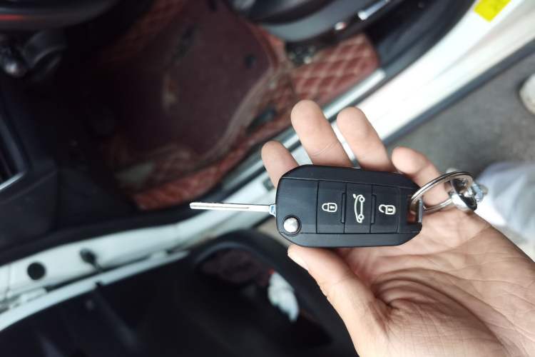 Used Citroen C3-XR 2015 1.6L Automatic Pioneer Model
