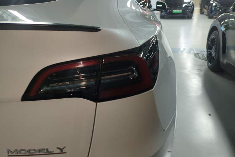 Used Tesla Model Y 2021 Performance High-Performance All-Wheel-Drive Version