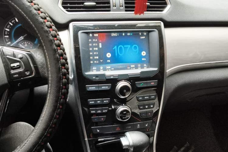 Used Haval H2 2017 Red-Label 1.5T Automatic Two-Wheel Drive Luxury Model