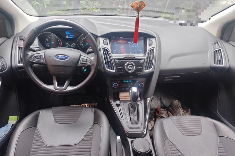 Used Ford Focus 2015 Hatchback 1.6L Automatic Fashion Edition