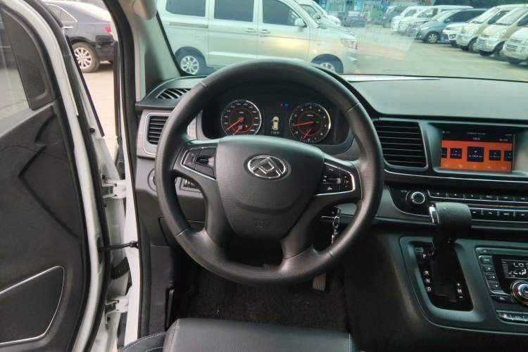 Used SAIC MAXUS G10 2019 PLUS 2.0T Automatic Elite Edition China VI Standard