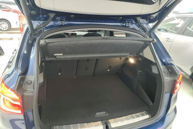 Used BMW X1 2016 sDrive18Li Premium Edition
