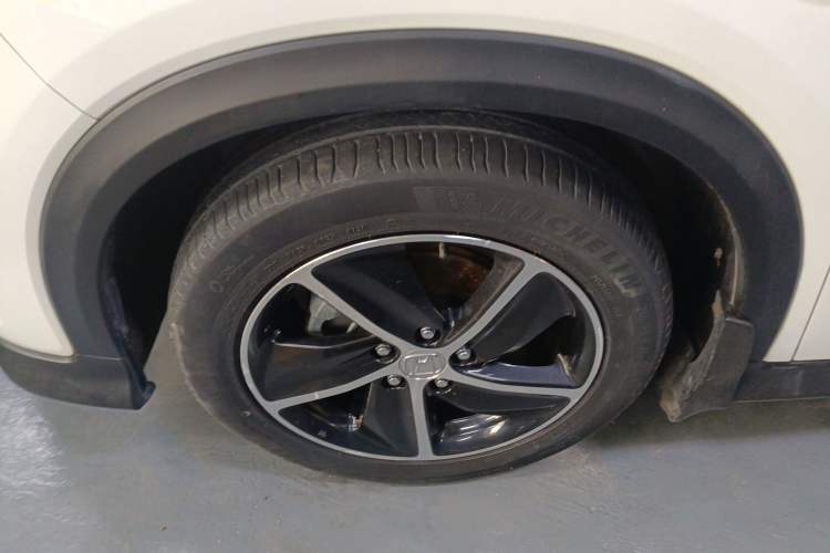 Used Honda Vezel 2020 1.5L CVT Pioneer Edition
