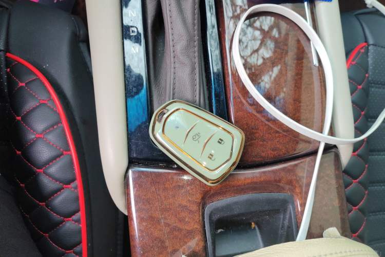 Used Cadillac XTS 2017 28T Elite Model Vehicle Key