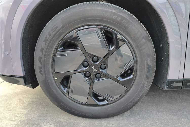 Used XPeng G6 2025 625 Long-Range Max Flagship Edition Left Front Wheel Hub