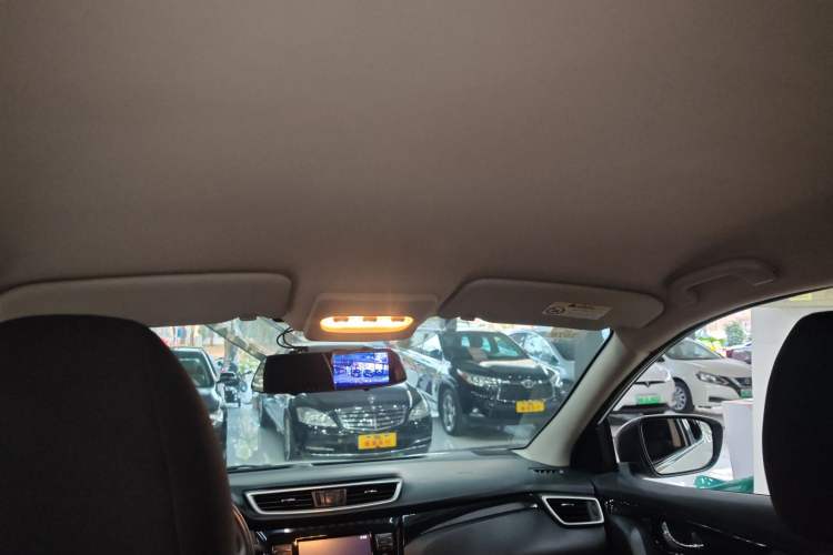 Used Nissan Qashqai 2017 2.0L CVT Elite Edition China V Standard
