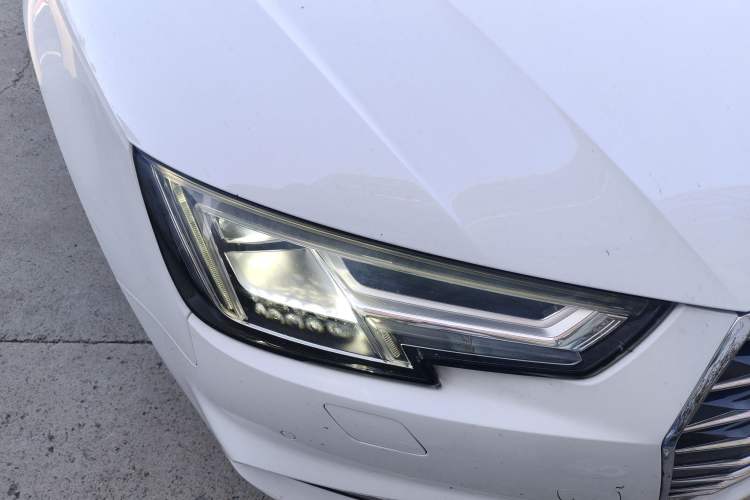 Used Audi A4L 2019 40 TFSI Ambition China VI