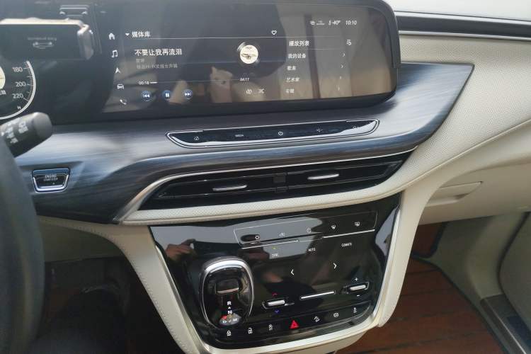 Used Buick GL8 2020 ES Land Cruiser 653T Comfort Edition