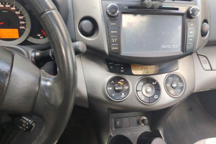 Used Toyota RAV4 2009 2.0L Automatic Luxury Edition