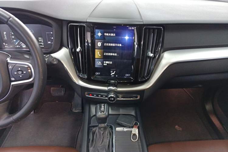 Used Volvo XC60 2021 T5 4x4 Smart Luxury Edition
