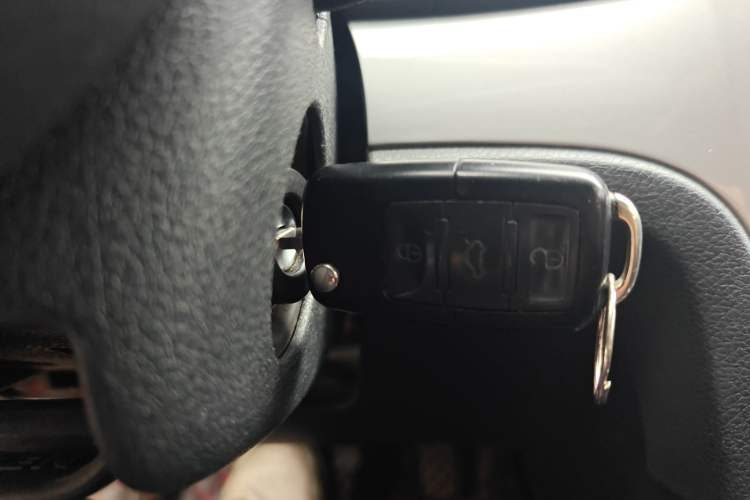 Used Volkswagen Lavida 2013 1.6L Automatic Fashion Edition Vehicle Key