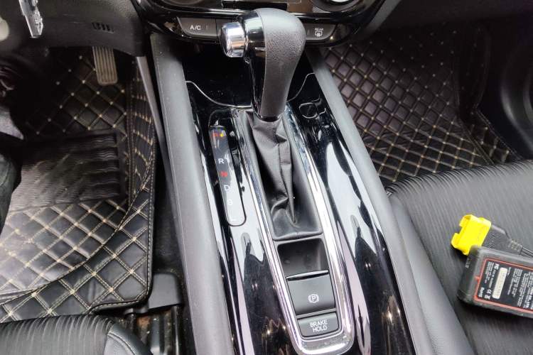 Used Honda Vezel 2019 1.5L CVT Pioneer Edition China V