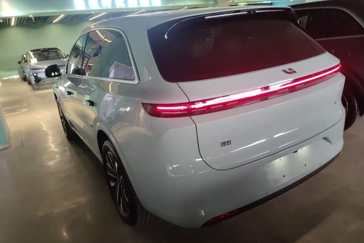 Used Li Auto L6 2025 Max Smart Refresh Edition
