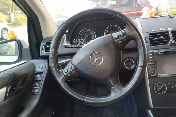 Used Mercedes-Benz A-Class 2011 A 160 Steering Wheel