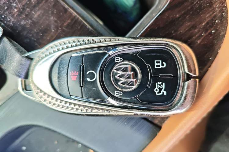 Used Buick LaCrosse 2018 28T Elite Edition