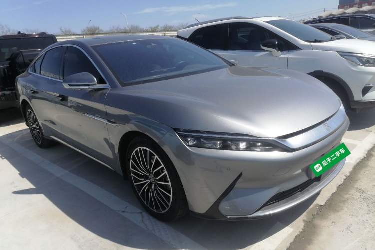 Used BYD Han 2021 EV Standard Range Luxury Model Front Right 45 Deg